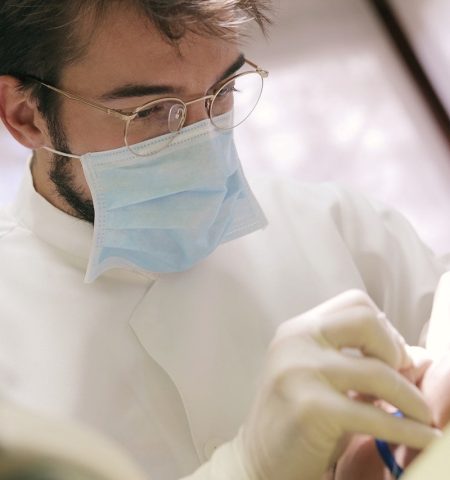 ডাঃ সাখাওয়াত - dental treatment
